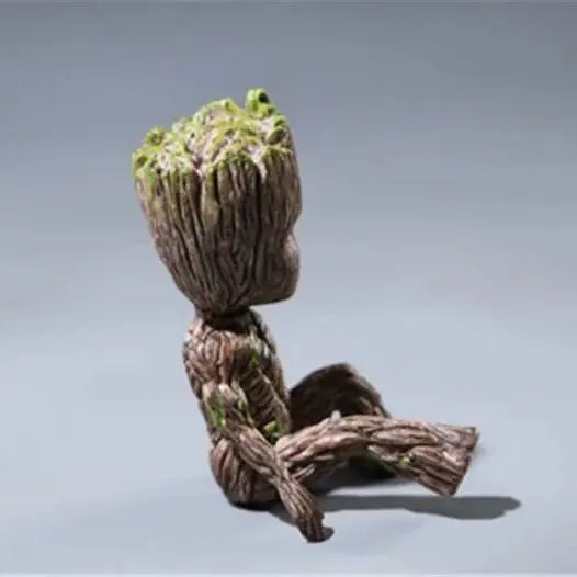 Brinquedo Decorativo Groot Sentado