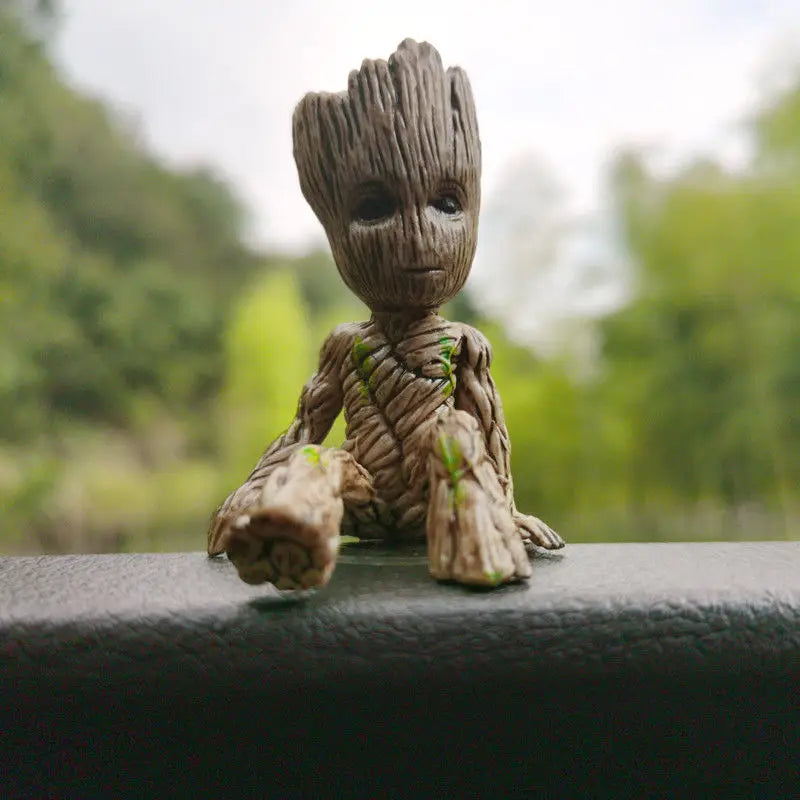 Brinquedo Decorativo Groot Sentado