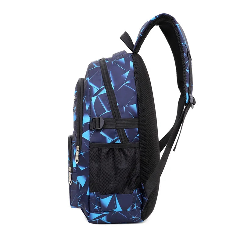 Mochila Escolar  Unisex Kit  Com Lancheira  e Estojo Estampa Geométrica