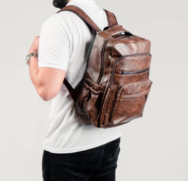 Mochila de Couro Masculina Impermeável Para Notebook até 14″