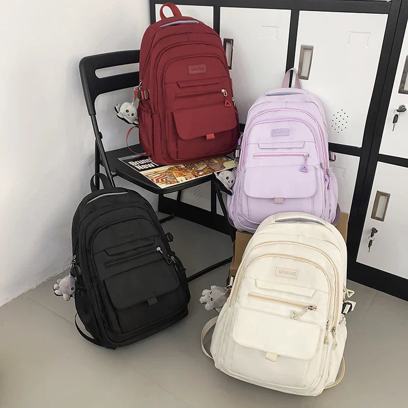 Mochila Escolar Feminina De Grande Capacidade Com Chaveiro  Com Compartimentos