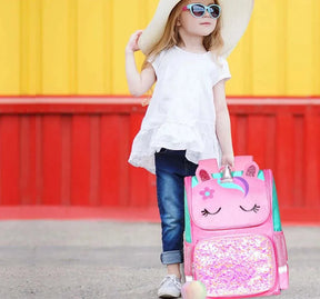 Kit Escolar 4 em 1 de Unicórnio para Meninas: Mochila, Lancheira, Estojo e Chaveiro Pompom