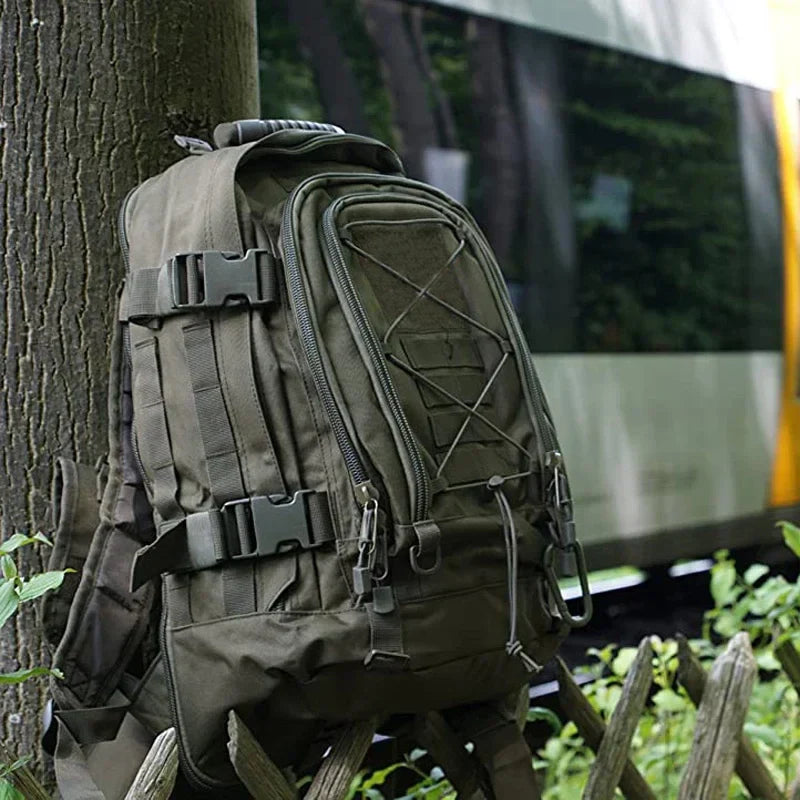 Mochila Militar Tática 60L Expansível - Impermeável - Grande Capacidade