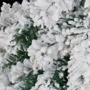 Árvore de Natal Realista com Flocos de Neve