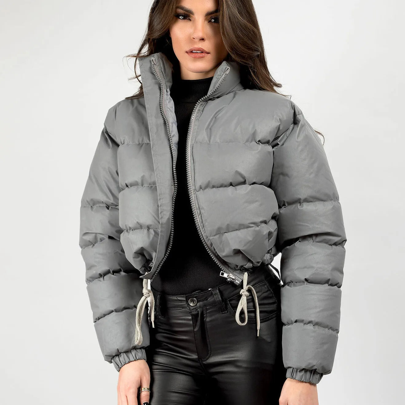 Jaqueta Puffer Feminina Parka Curta Ajustável Acolchoada Com Zíper Gola Alta - Promoção de Dezembro