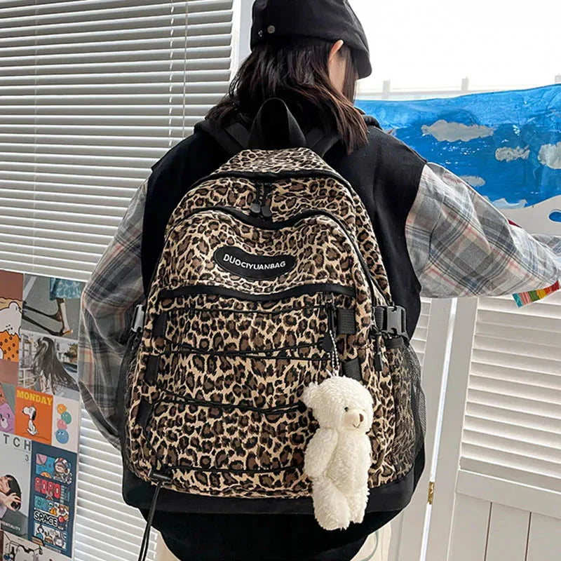 Mochila Escola Feminina Estilosa Com Chaveiro E Compartimentos